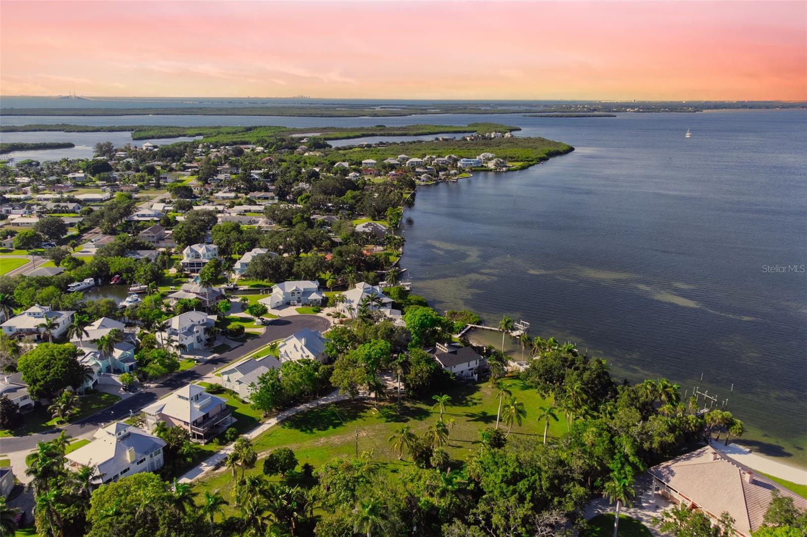 HERITAGE BAY - Residential