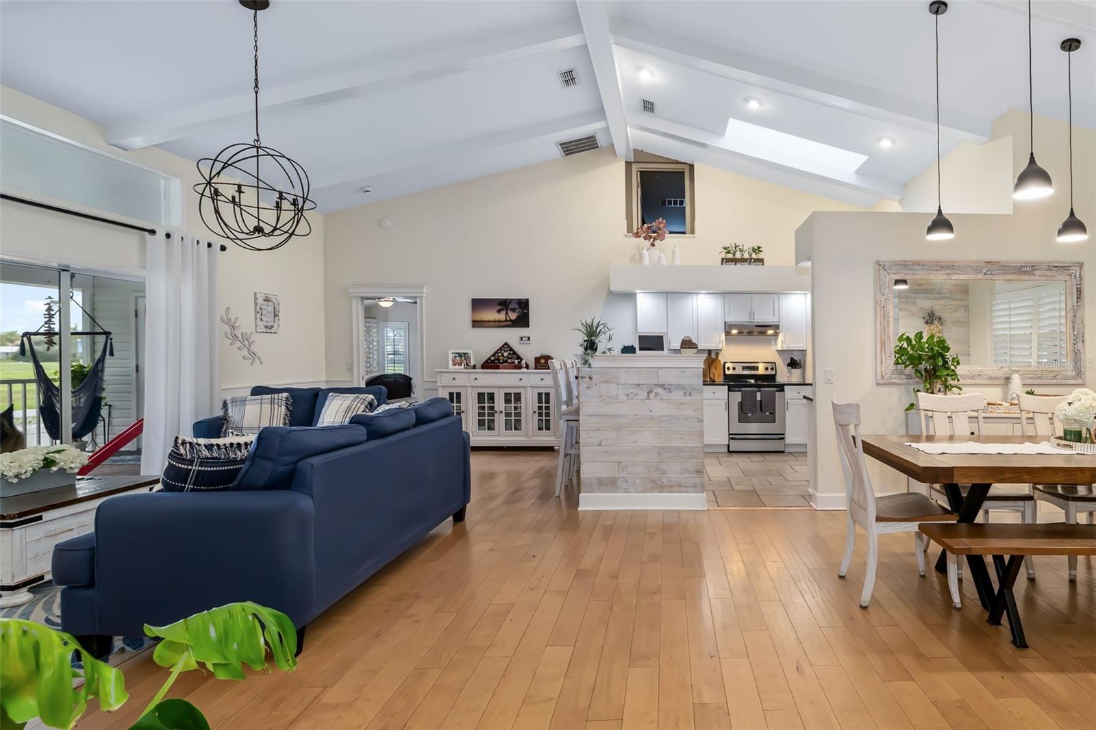 HERITAGE BAY - Residential