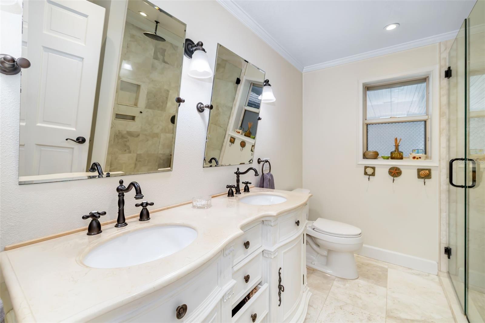 HERITAGE BAY - Residential