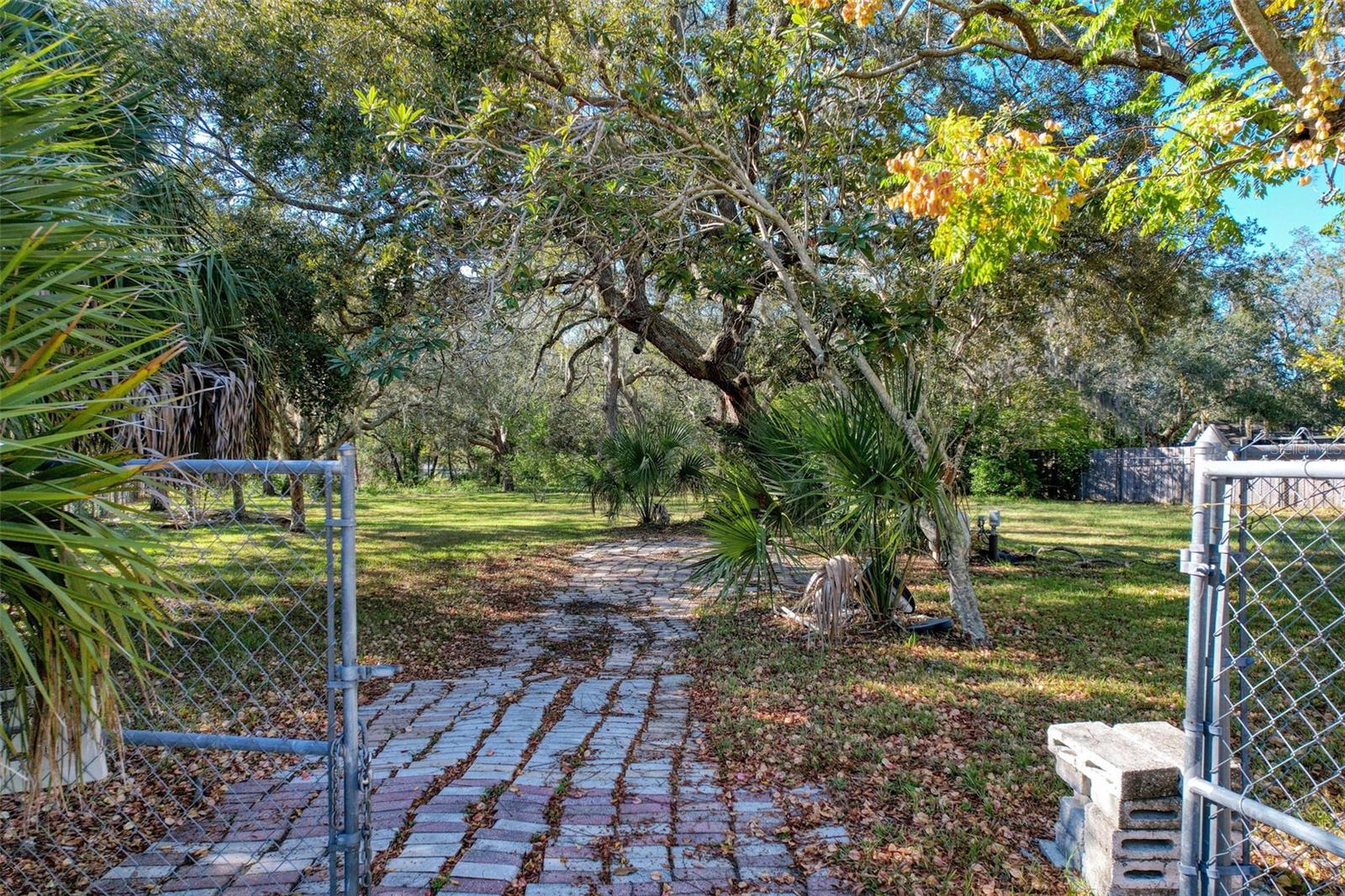 WEEKI WACHEE ACRES - Land