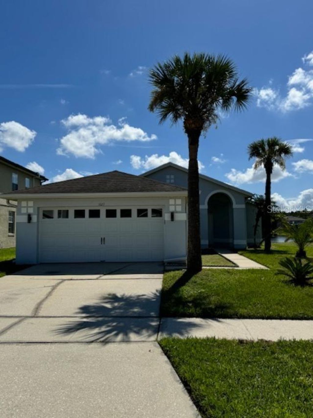 Photo of 1623 Bridgeview Circle, Orlando, FL 32824 (MLS # O6397152)