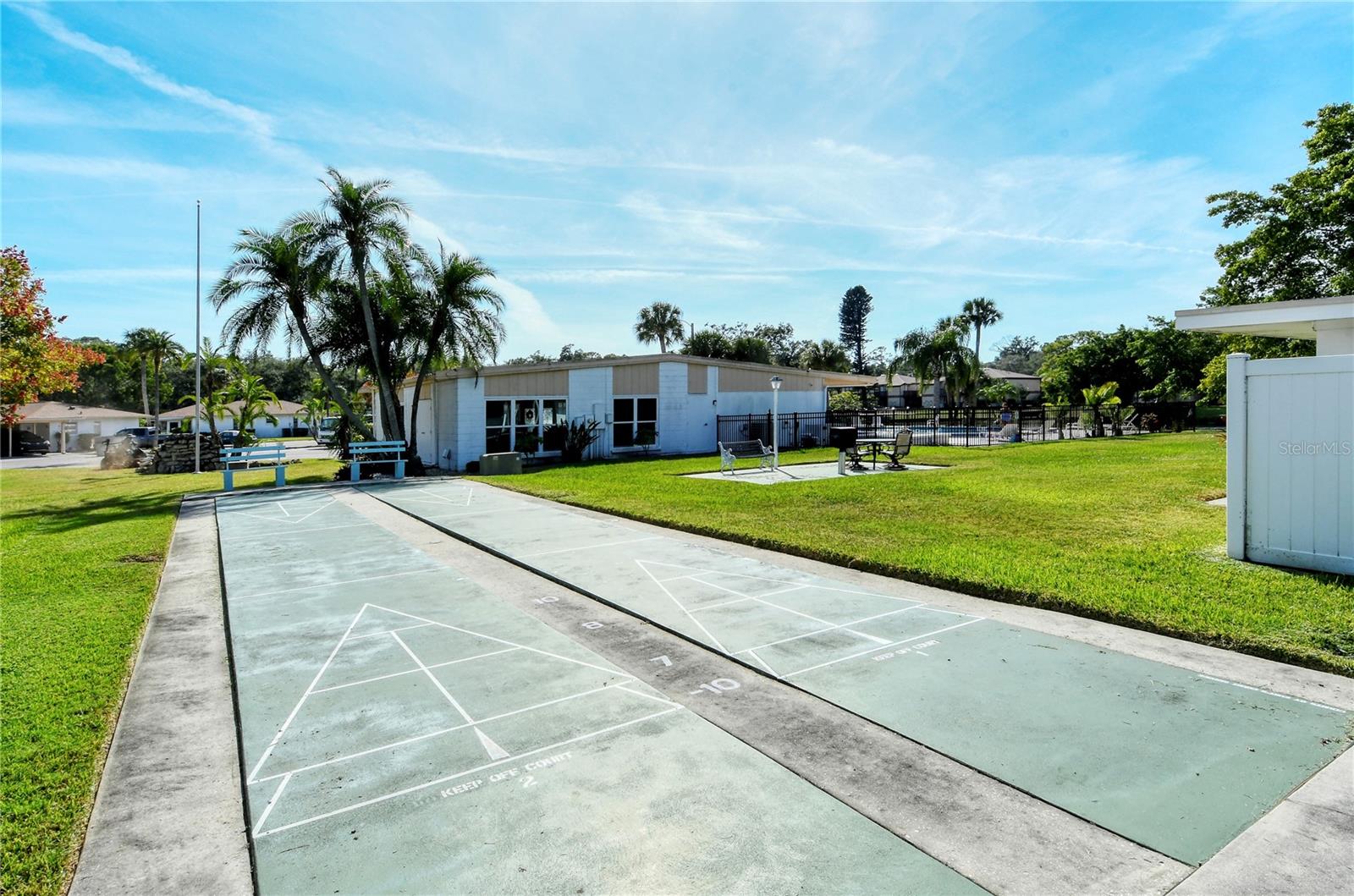 OAKWOOD VILLAS SEC D - Residential