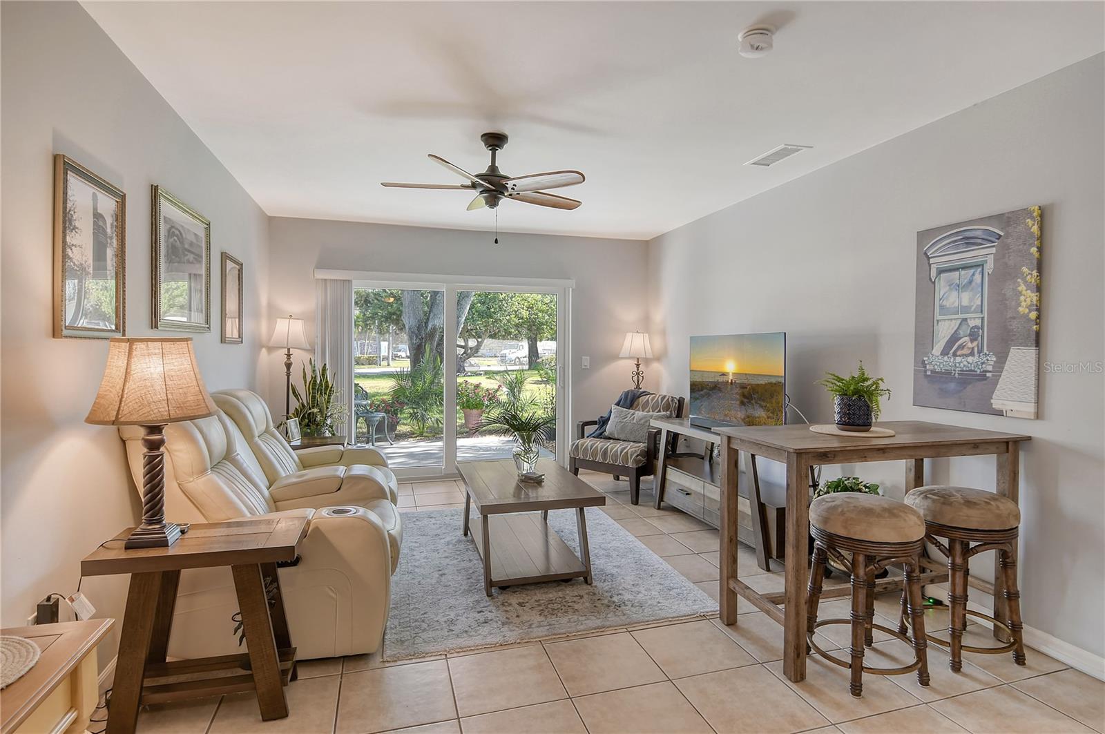 OAKWOOD VILLAS SEC D - Residential