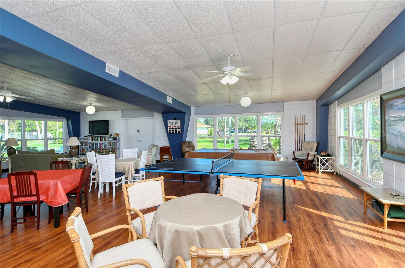 OAKWOOD VILLAS SEC D - Residential