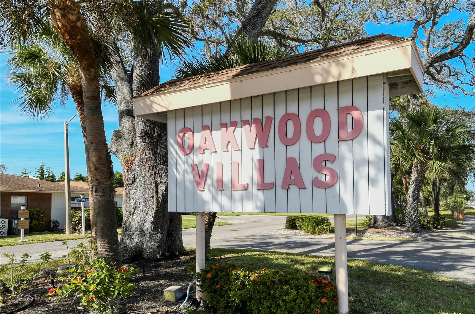 OAKWOOD VILLAS SEC D - Residential