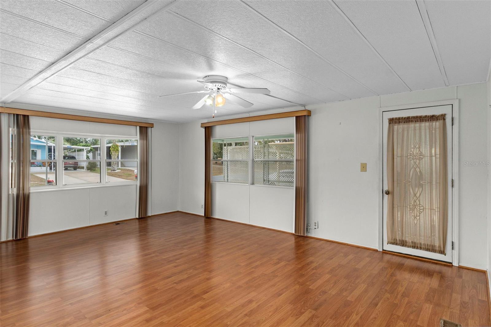 HIGH POINT SUB UNIT 5 BLK 55 LOT 28 - Residential