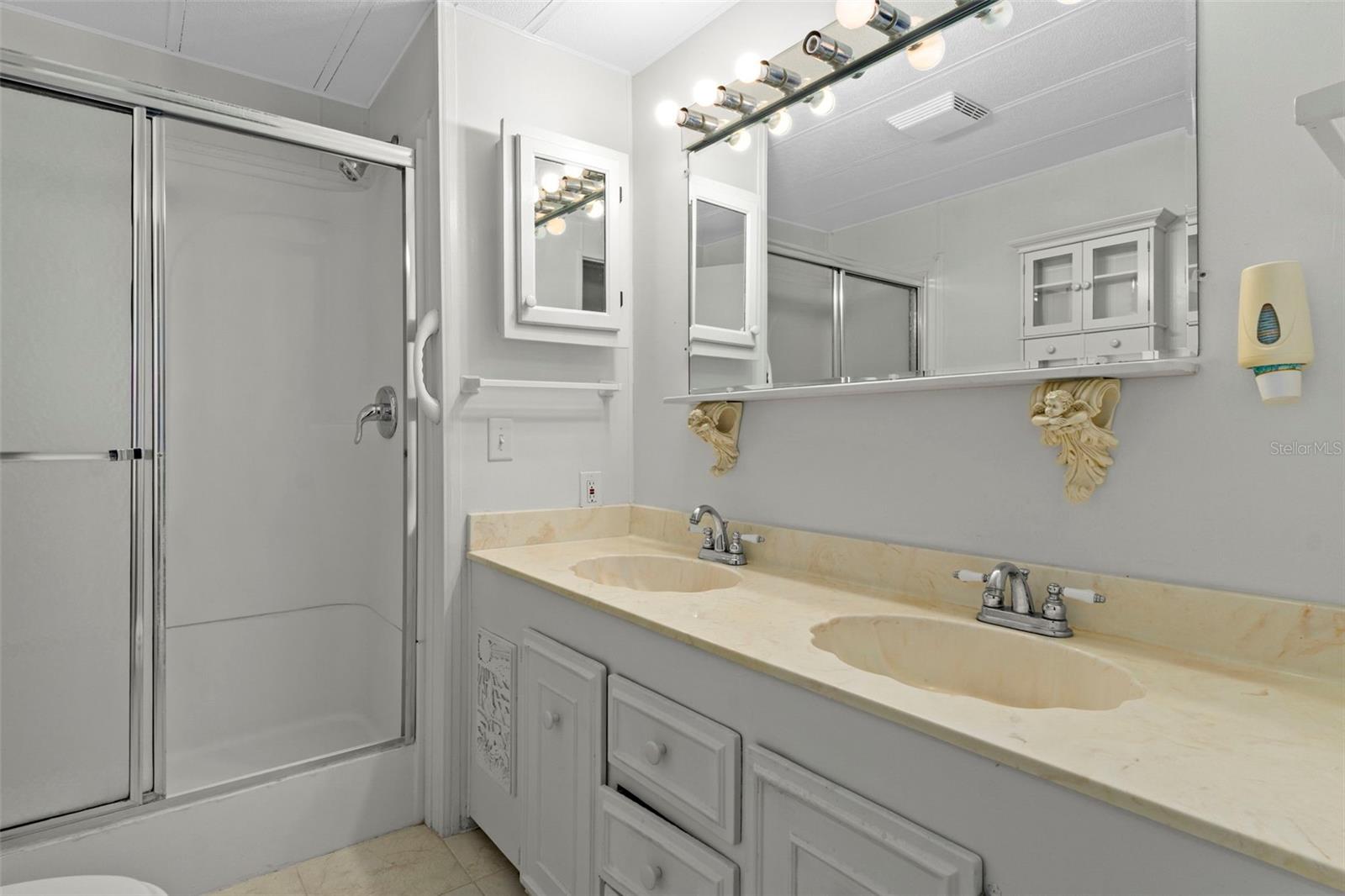 HIGH POINT SUB UNIT 5 BLK 55 LOT 28 - Residential