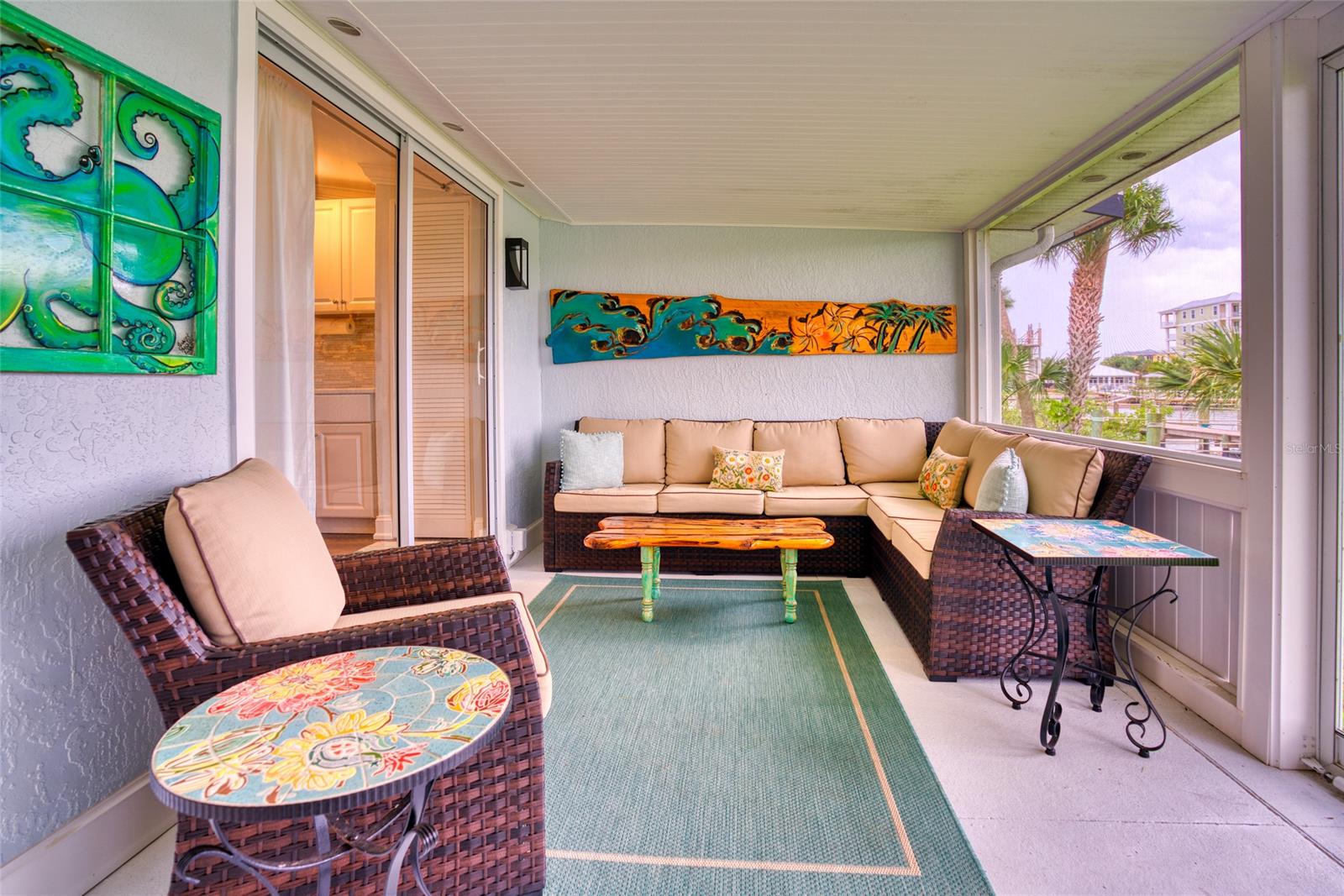 Riverwalk Condo - Residential