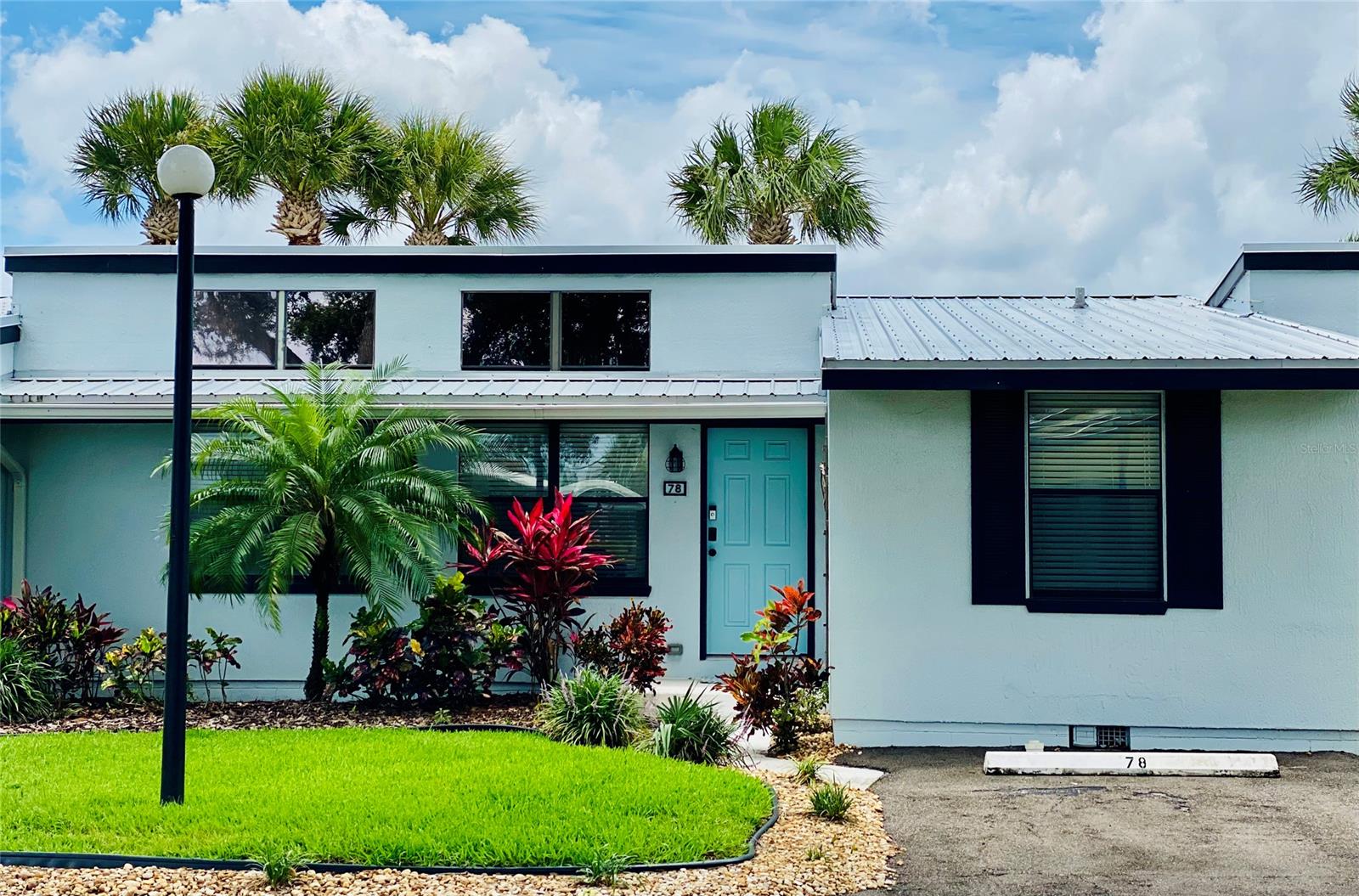 Riverwalk Condo - Residential