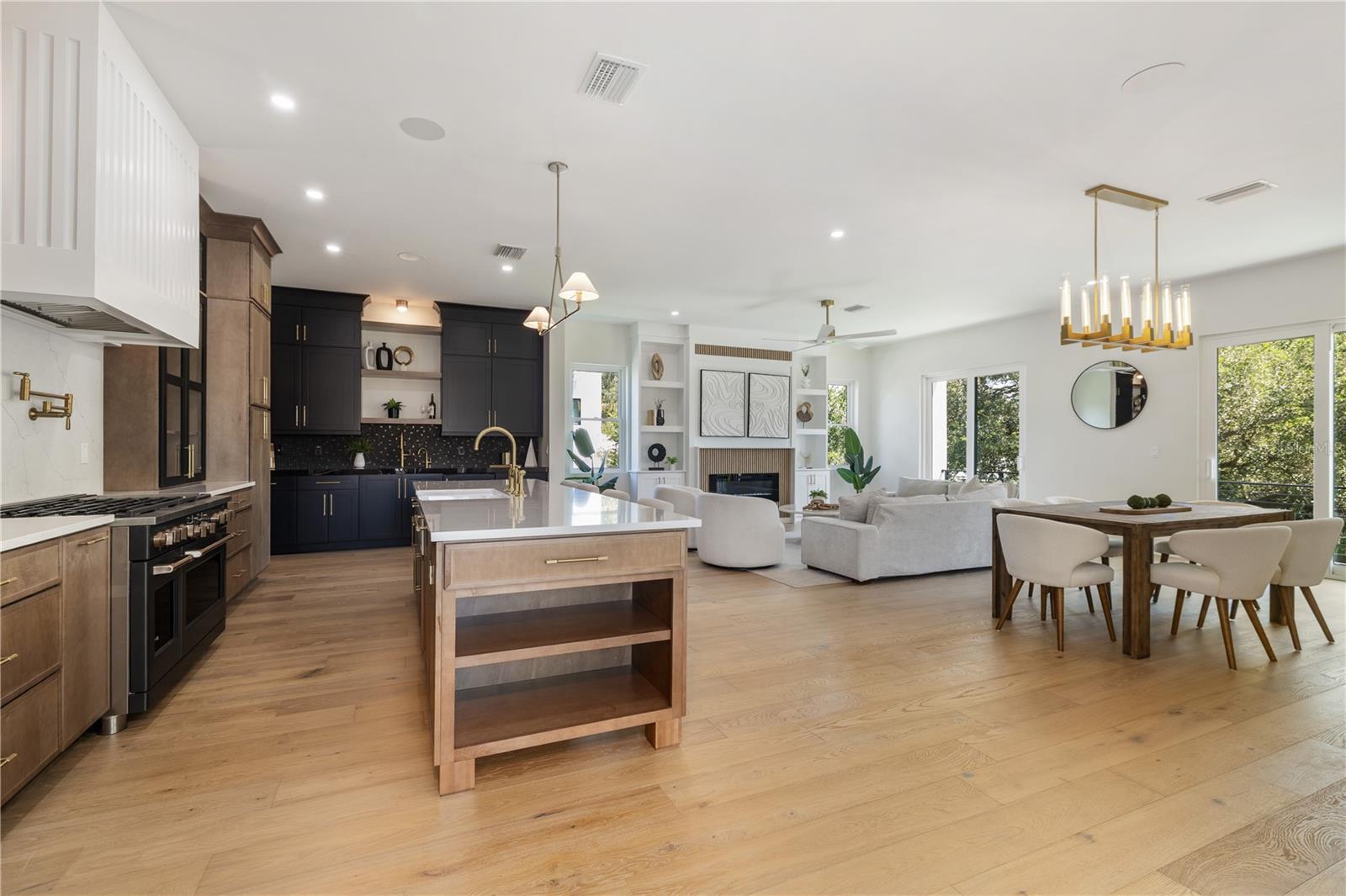 DAVIS ISLANDS PB10 PG52 TO 57 - Residential