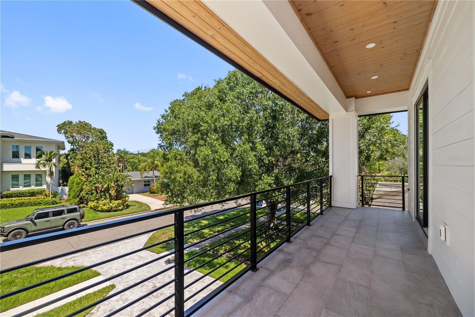 DAVIS ISLANDS PB10 PG52 TO 57 - Residential