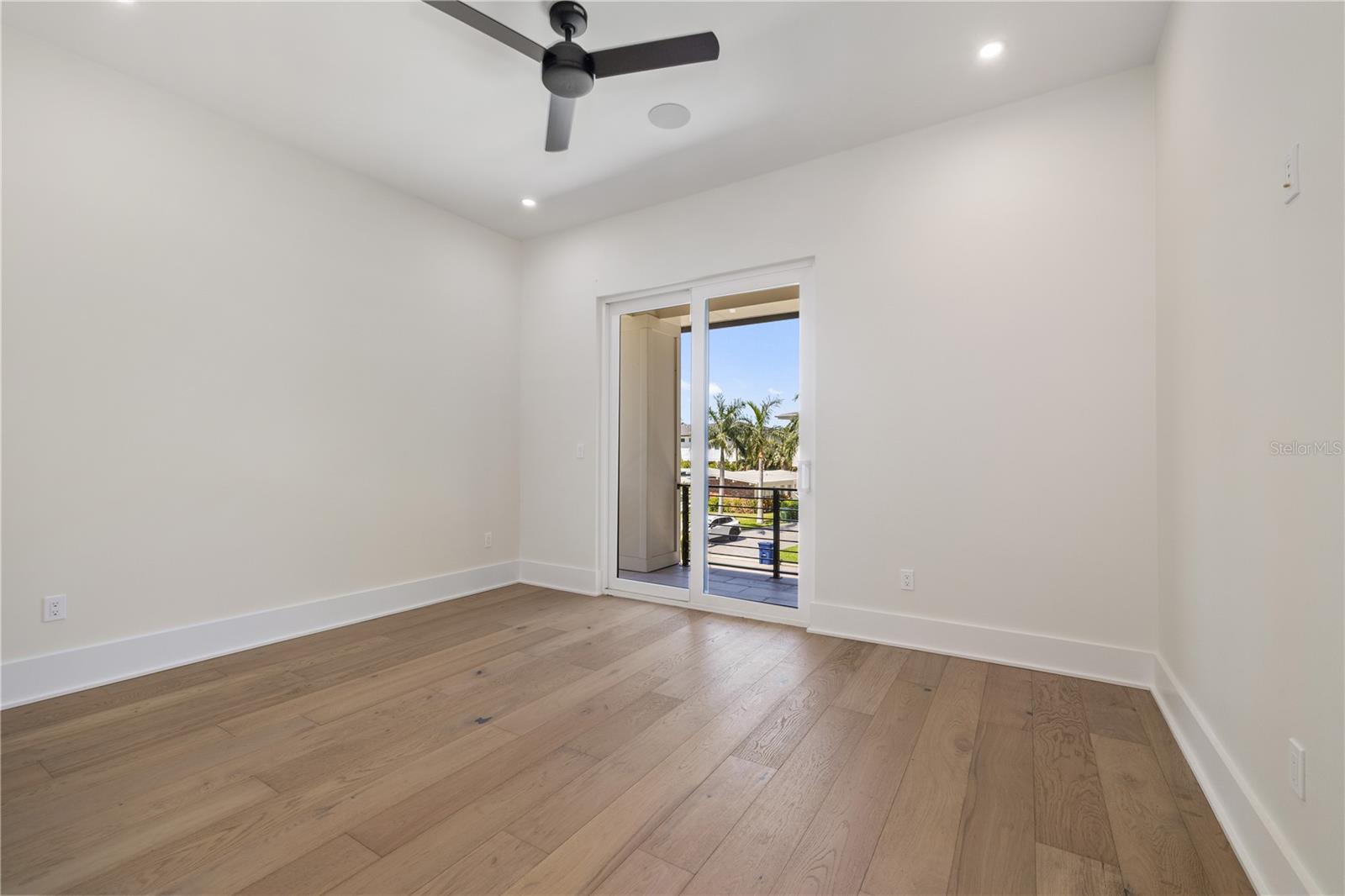 DAVIS ISLANDS PB10 PG52 TO 57 - Residential