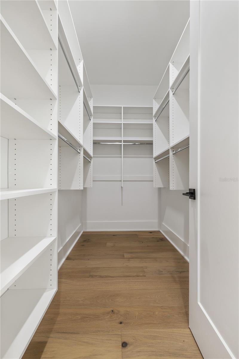 DAVIS ISLANDS PB10 PG52 TO 57 - Residential