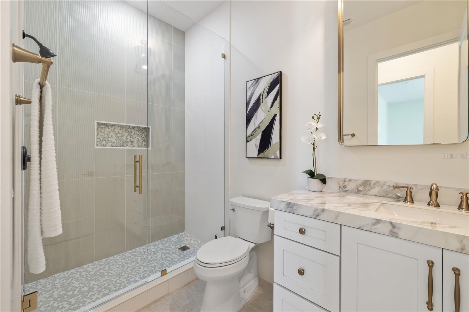 DAVIS ISLANDS PB10 PG52 TO 57 - Residential