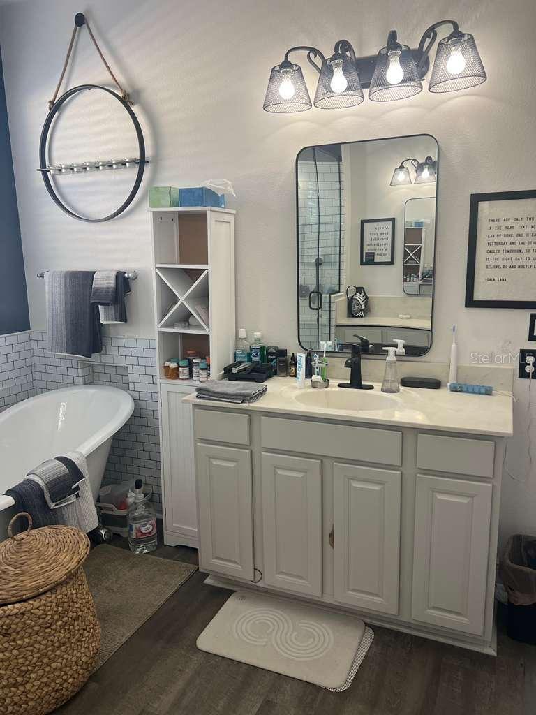 HAMPTON COVE - Residential