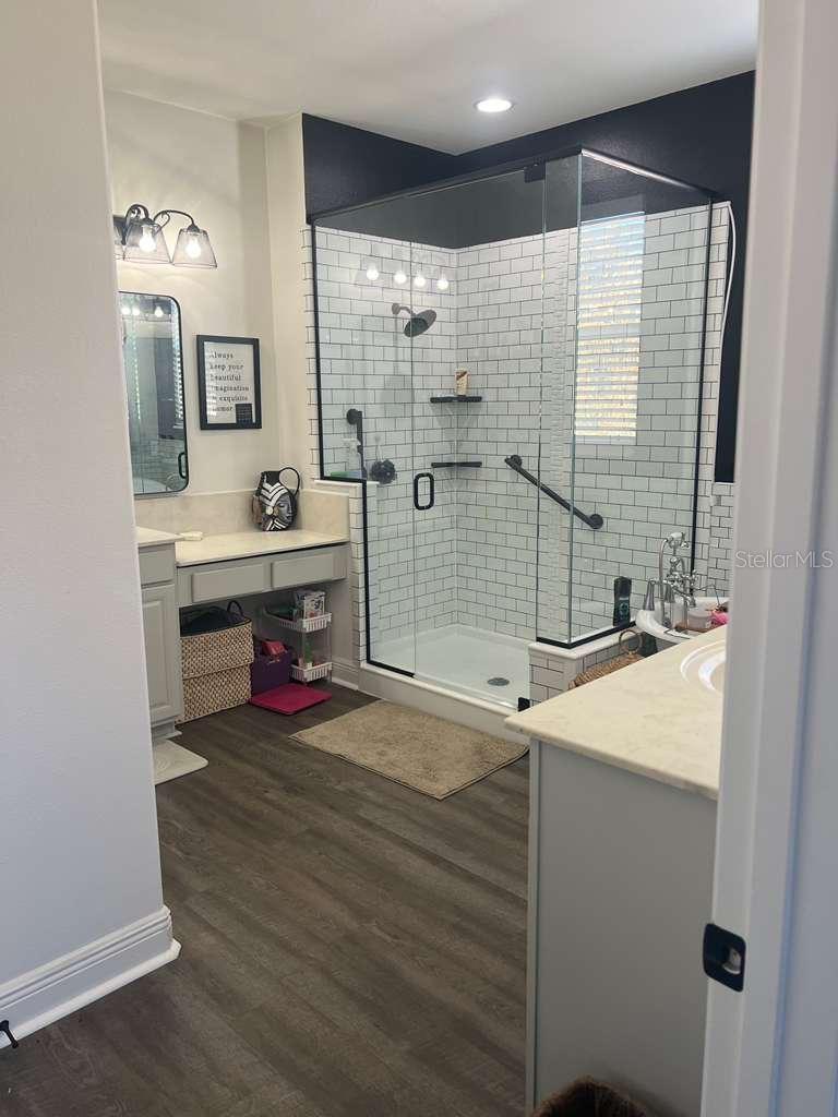 HAMPTON COVE - Residential