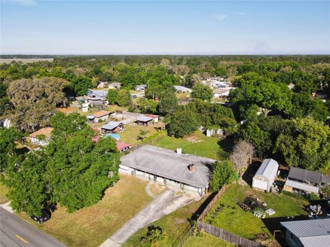 A home in DELAND