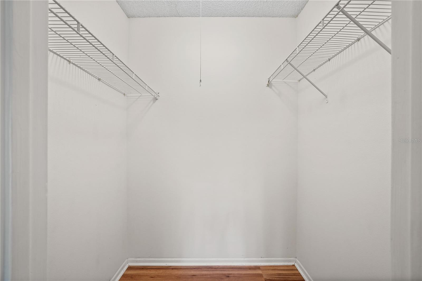 SIESTA LAGO CONDOS BLDG 16 - Residential