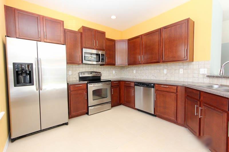 5532 KINGLETHILL DRIVE