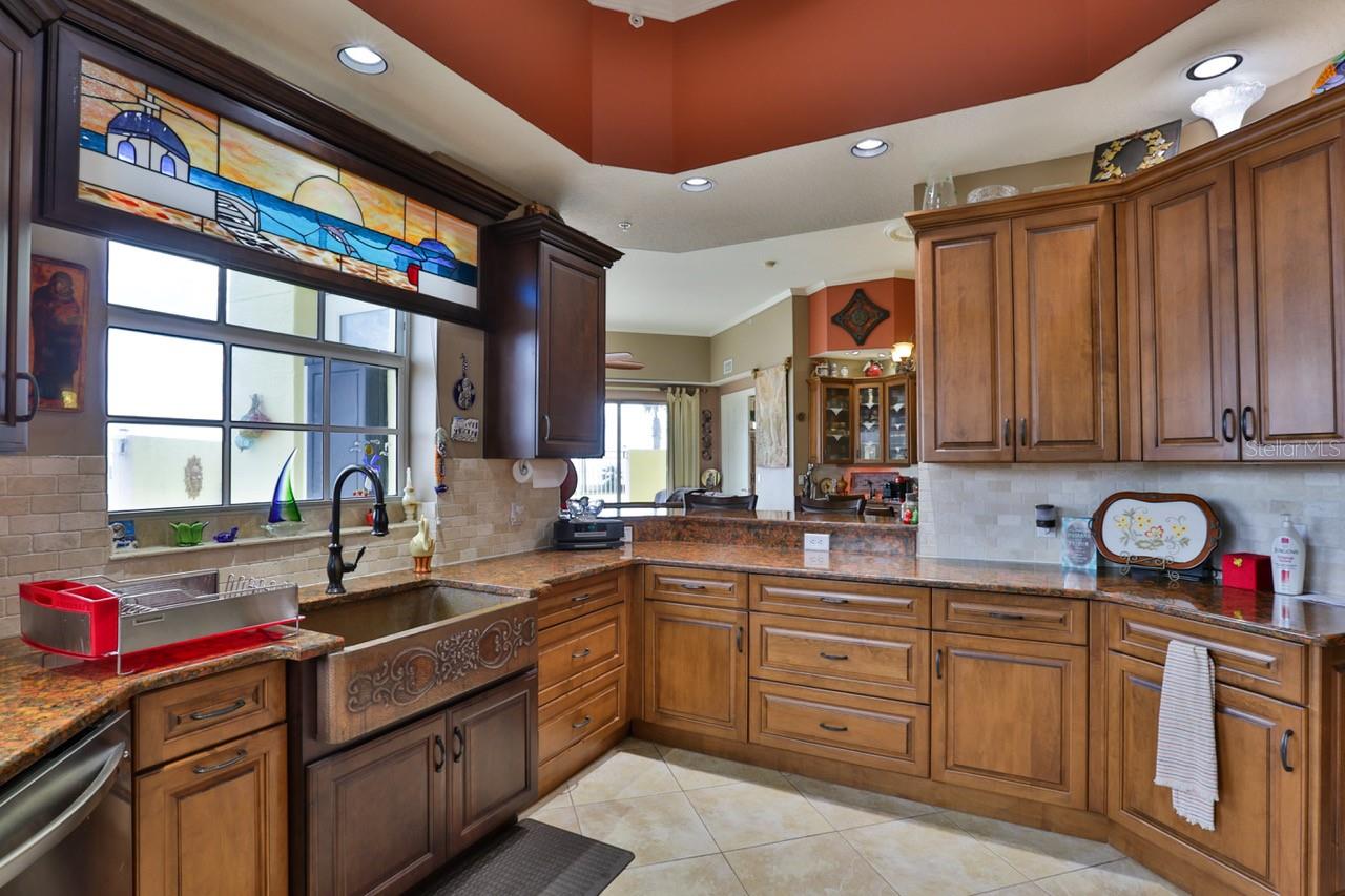 Island Crowne Condo - Residential