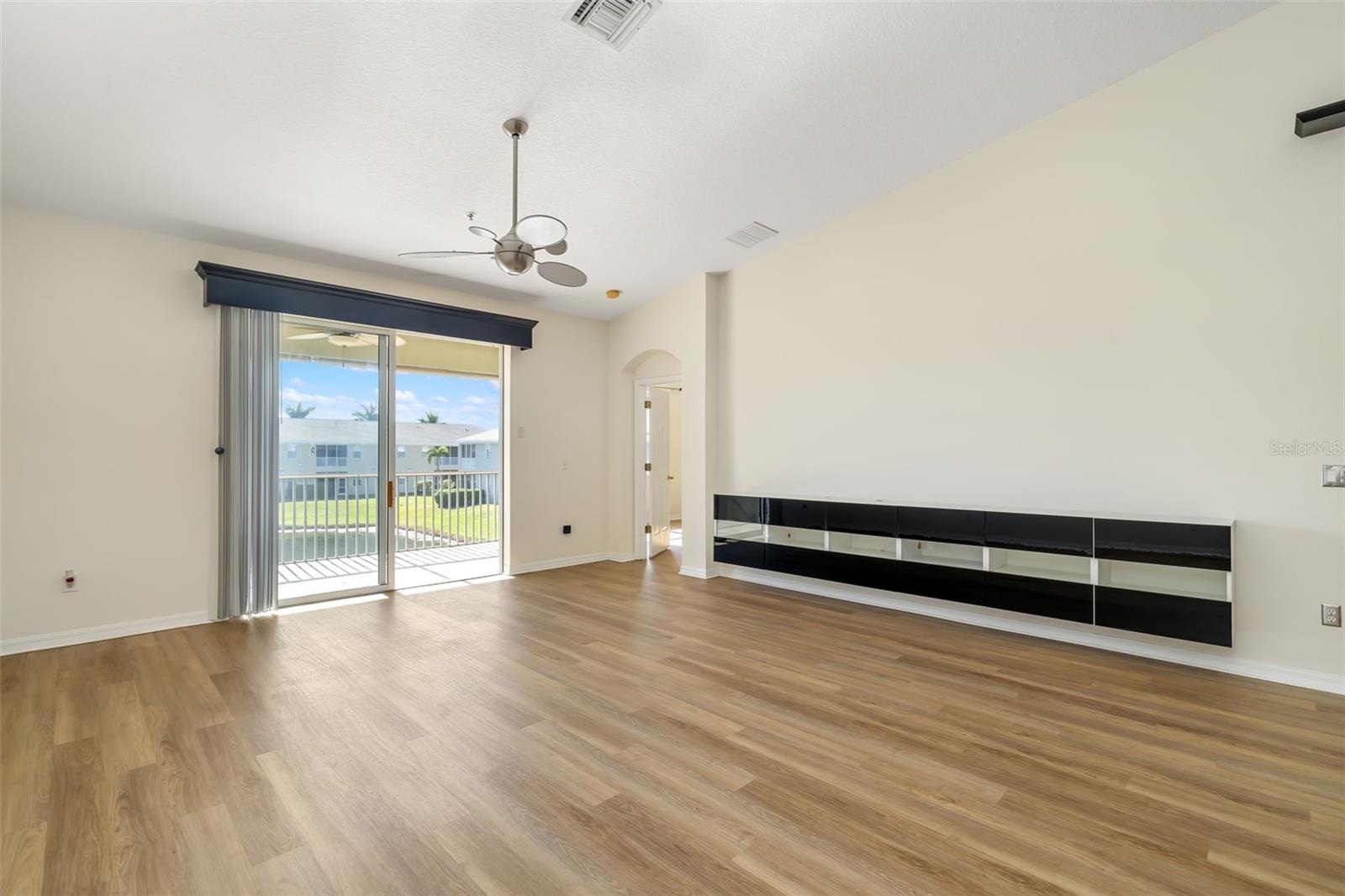 PALMER OAKS PH 1 & 2 - Residential Lease