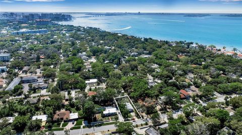 A home in SARASOTA