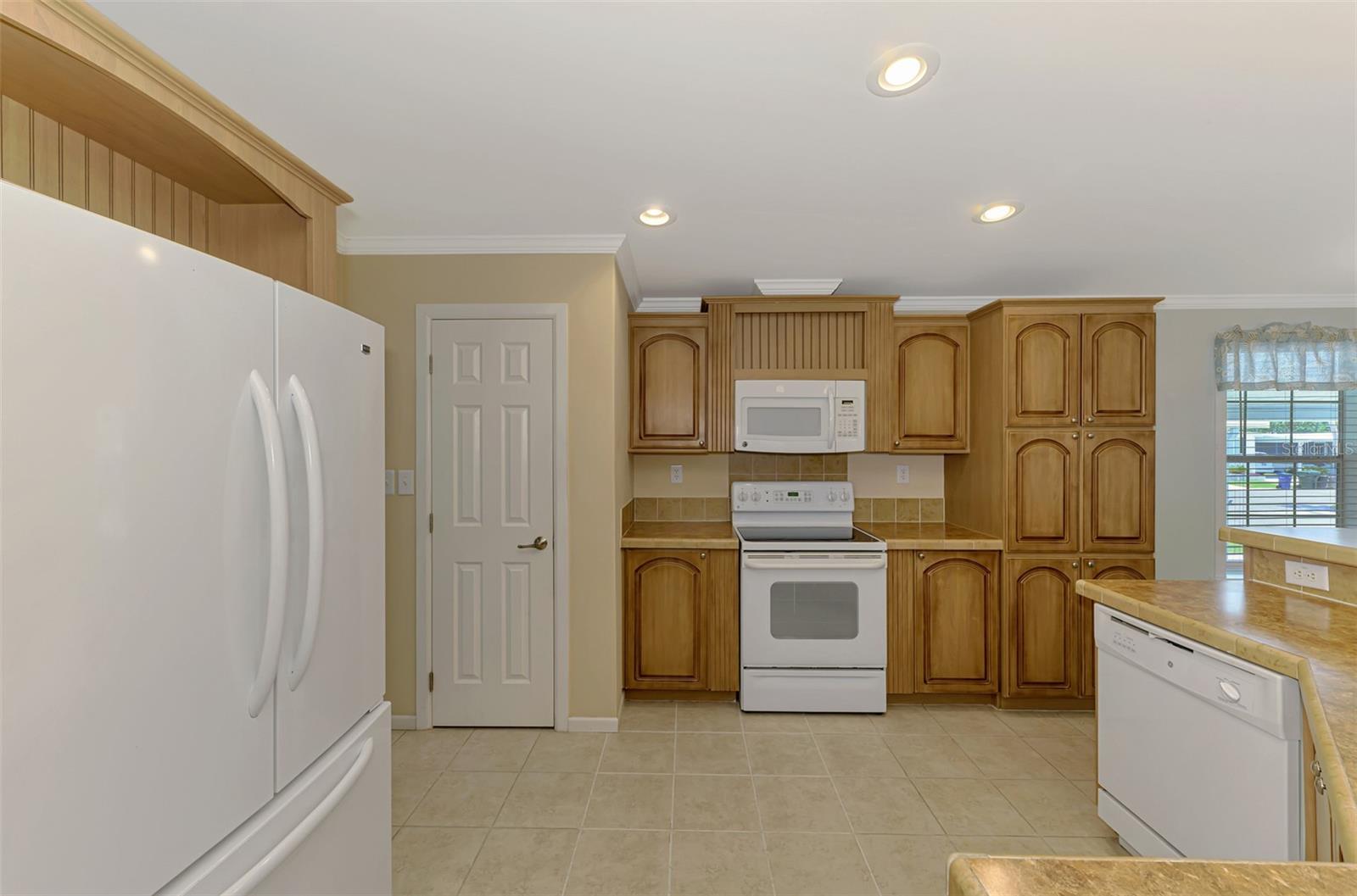 JAPANESE GARDENS MHP - Residential