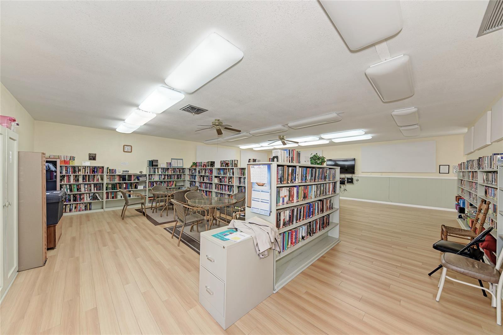 JAPANESE GARDENS MHP - Residential