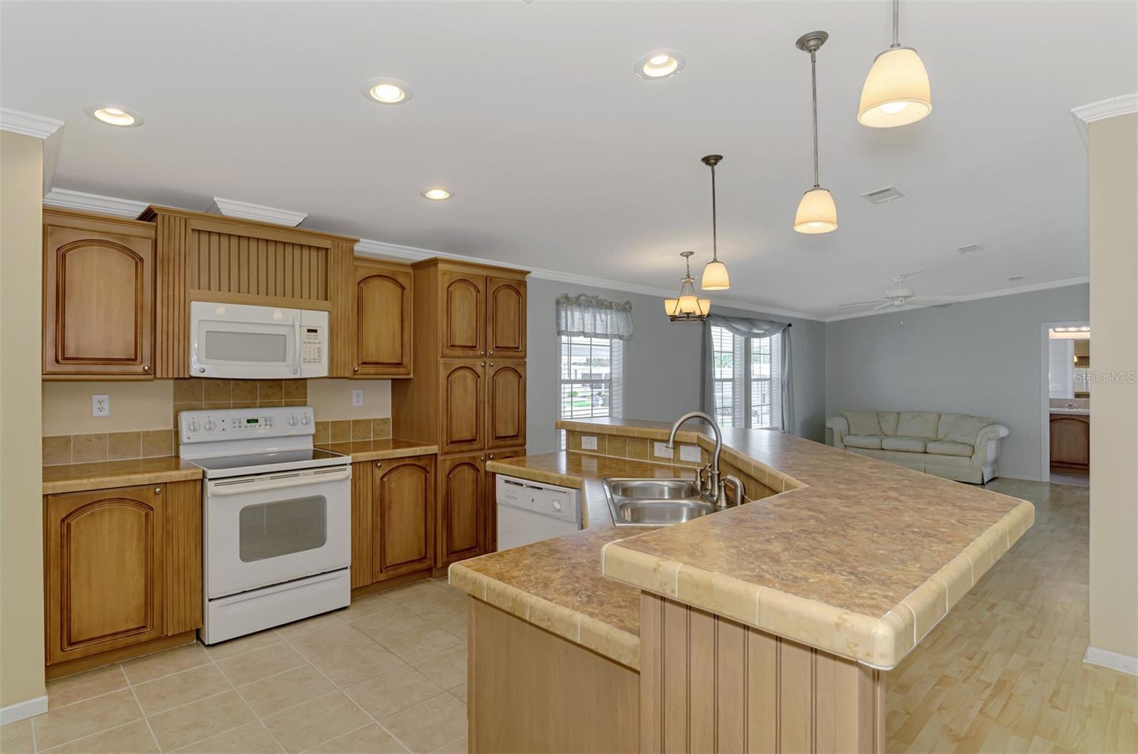 JAPANESE GARDENS MHP - Residential