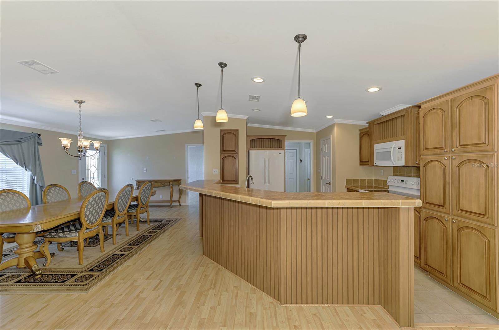 JAPANESE GARDENS MHP - Residential