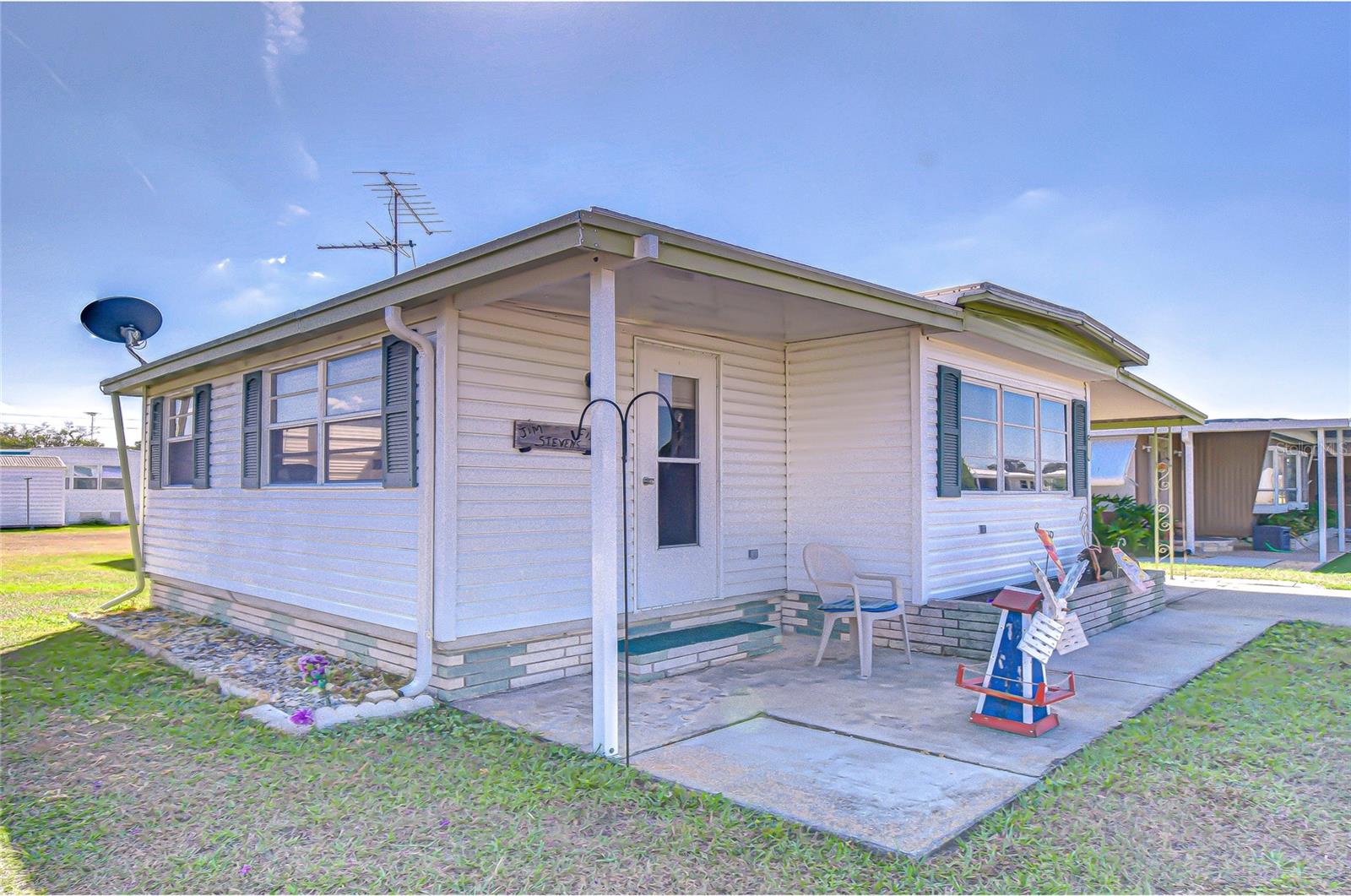 ZEPHYR SHORES - Residential