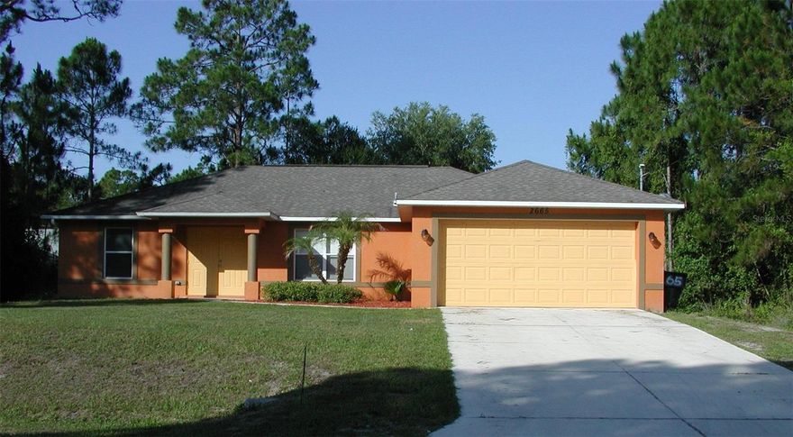 Gracious House quiet neighborhood
3 bedroom- 2 Bath-2 car garage


Features:

1800 SF, 2003 Built, 
1675 SF Under Air, 400 SF Garage, 217 SF Lanai & Porch,
Extra-large rooms with plenty of open space,
Split floor plan for your guest privacy,
Nice quiet neighborhood, short non through street,
Large one quarter acre lot, wooded on each side, Park on other.
Between 41 & 75, off Chamberlain, Close to Downtown,
Ceramic tile throughout ALL ROOMS,
Inside laundry room with Washer, Dryer and laundry tub,
Over-abundance of linen closets & pantries,
Large Master Suite with His/Her Walk–In closet,
Ceiling Fans in all rooms,
Walk through kitchen,
Breakfast Nook, for those quick a breakfast,
Second bath have full tub and shower,
Master Bath has NEW walk-in ceramic tile shower, 2019,
Electric garage door opener 2023 and attic storage,
Well & Septic & Softener, Carbon Filter 2026– No water/sewer bills,
NEW ROOF 2023
Exterior paint 2016, Interior 2018,
New High Efficiency AC / Heat Pump 2016

Very large Master Bedroom  12x16
Master Bath 8x12
Extra Large Great Room  19x21
Bedroom #2  10x12
Bedroom # 3  13x14


Priced below market $275,000

Owner finance available to qualified buyer.