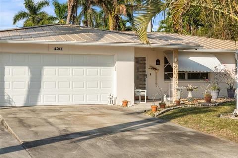 Photo of 4241 Riverview Road, Fort Myers, FL 33905 (MLS # C7524218)
