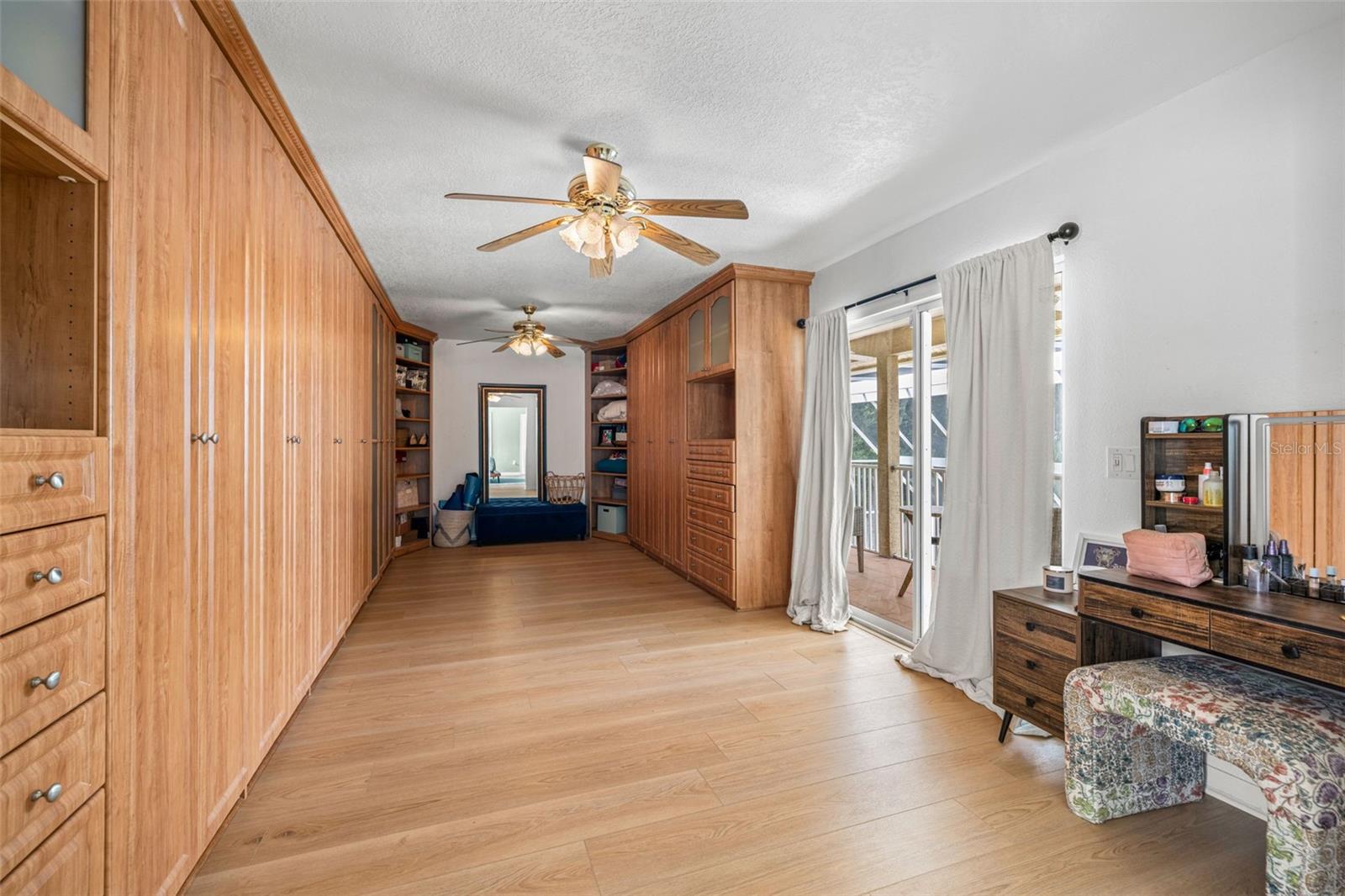 DEER CREEK - Residential