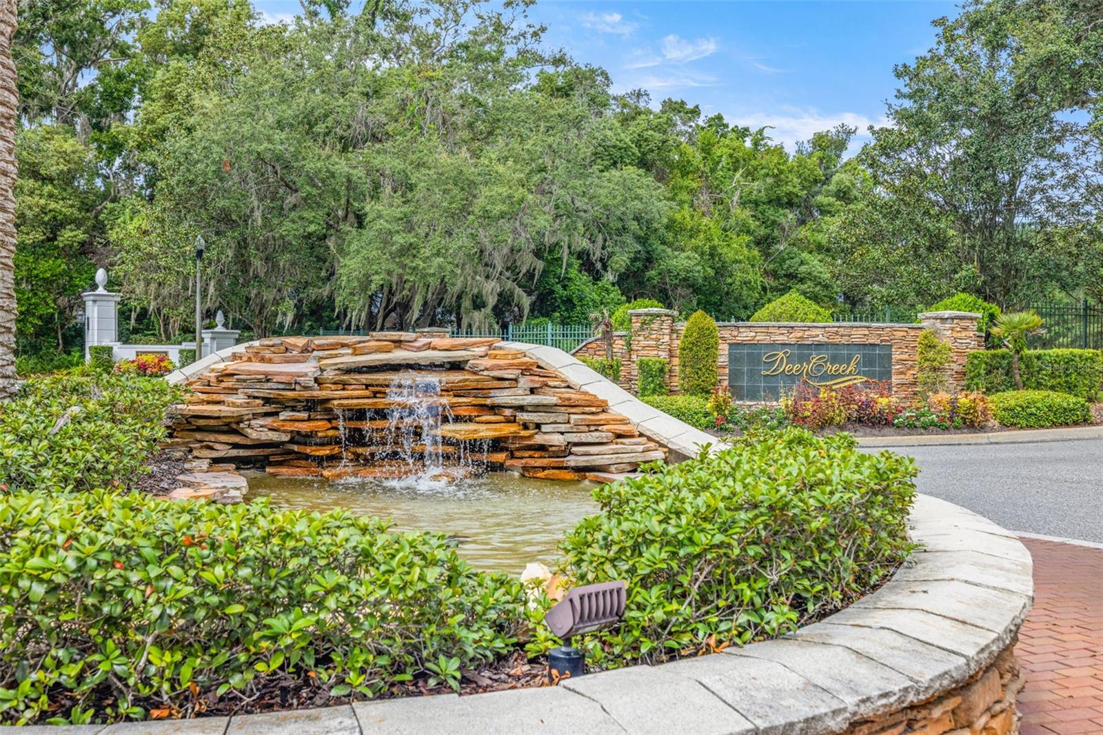 DEER CREEK - Residential