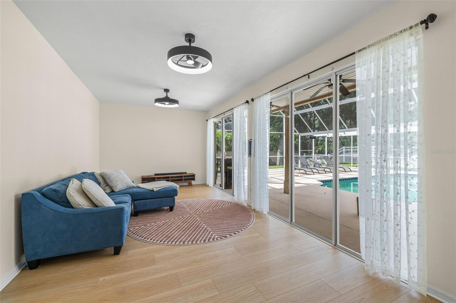DEER CREEK - Residential
