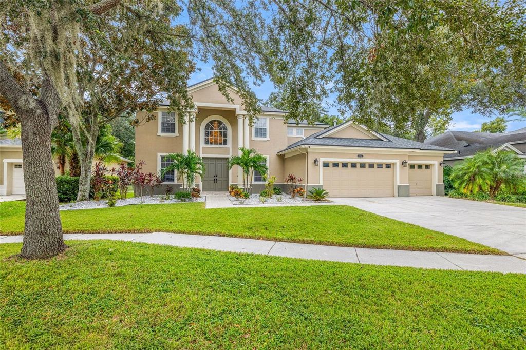 Photo of 2218 Climbing Ivy Drive, Tampa, FL 33618 (MLS # TB8433527)