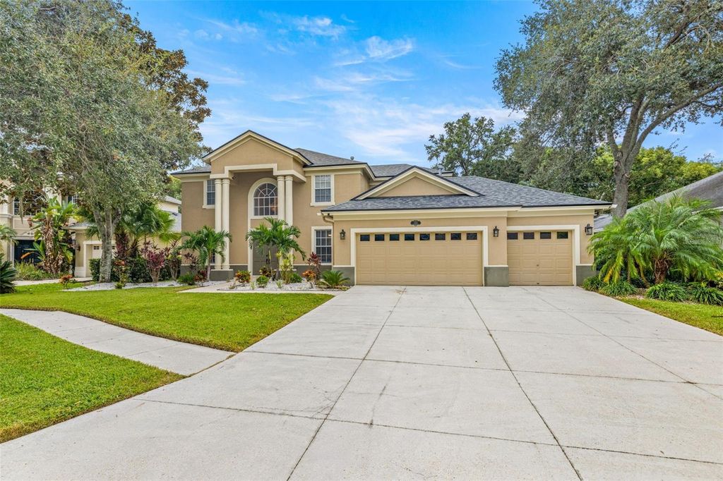 Photo of 2218 Climbing Ivy Drive, Tampa, FL 33618 (MLS # TB8433527)