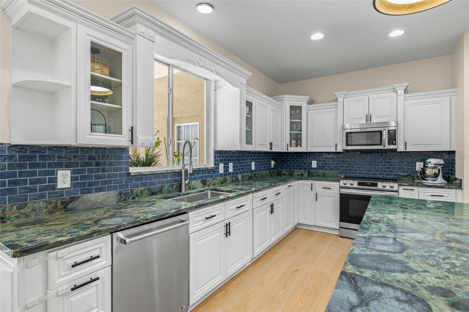DEER CREEK - Residential