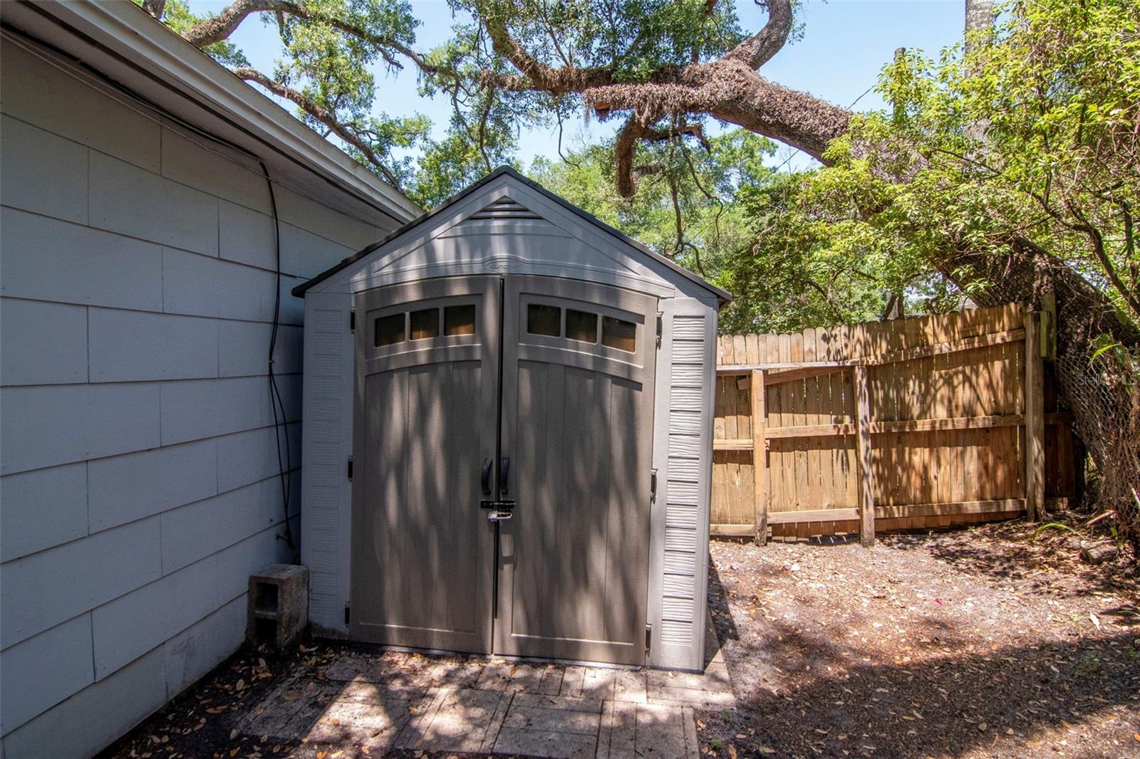 SEMINOLE CREST - Residential