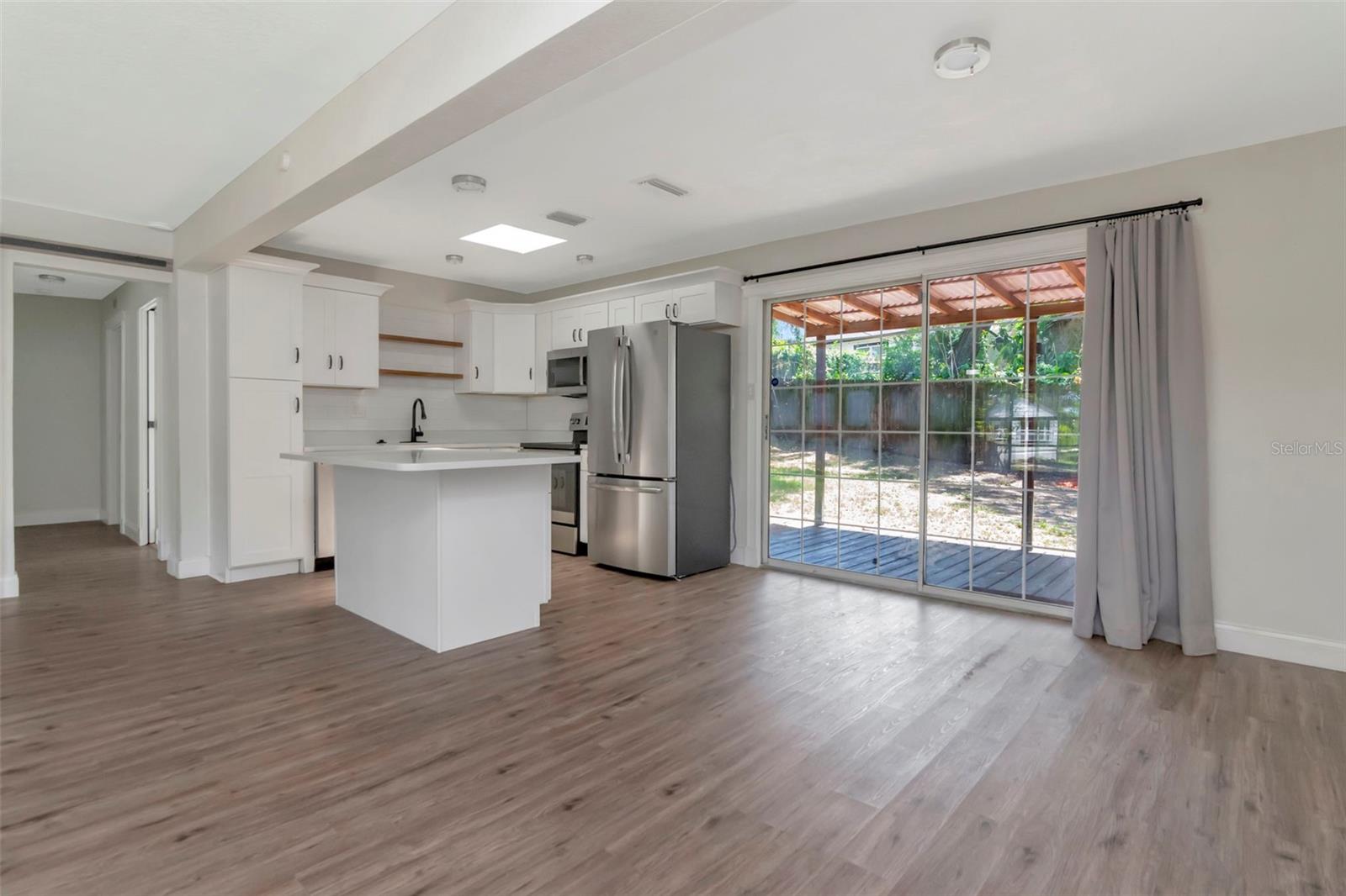 SEMINOLE CREST - Residential