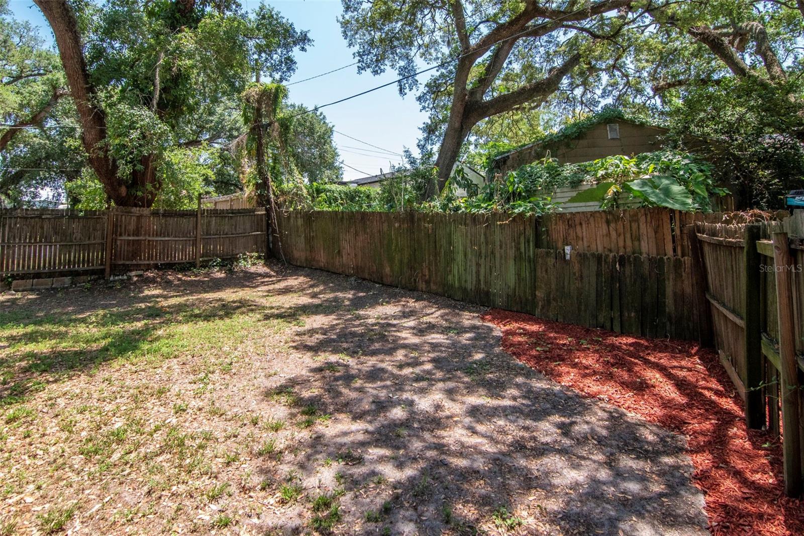 SEMINOLE CREST - Residential