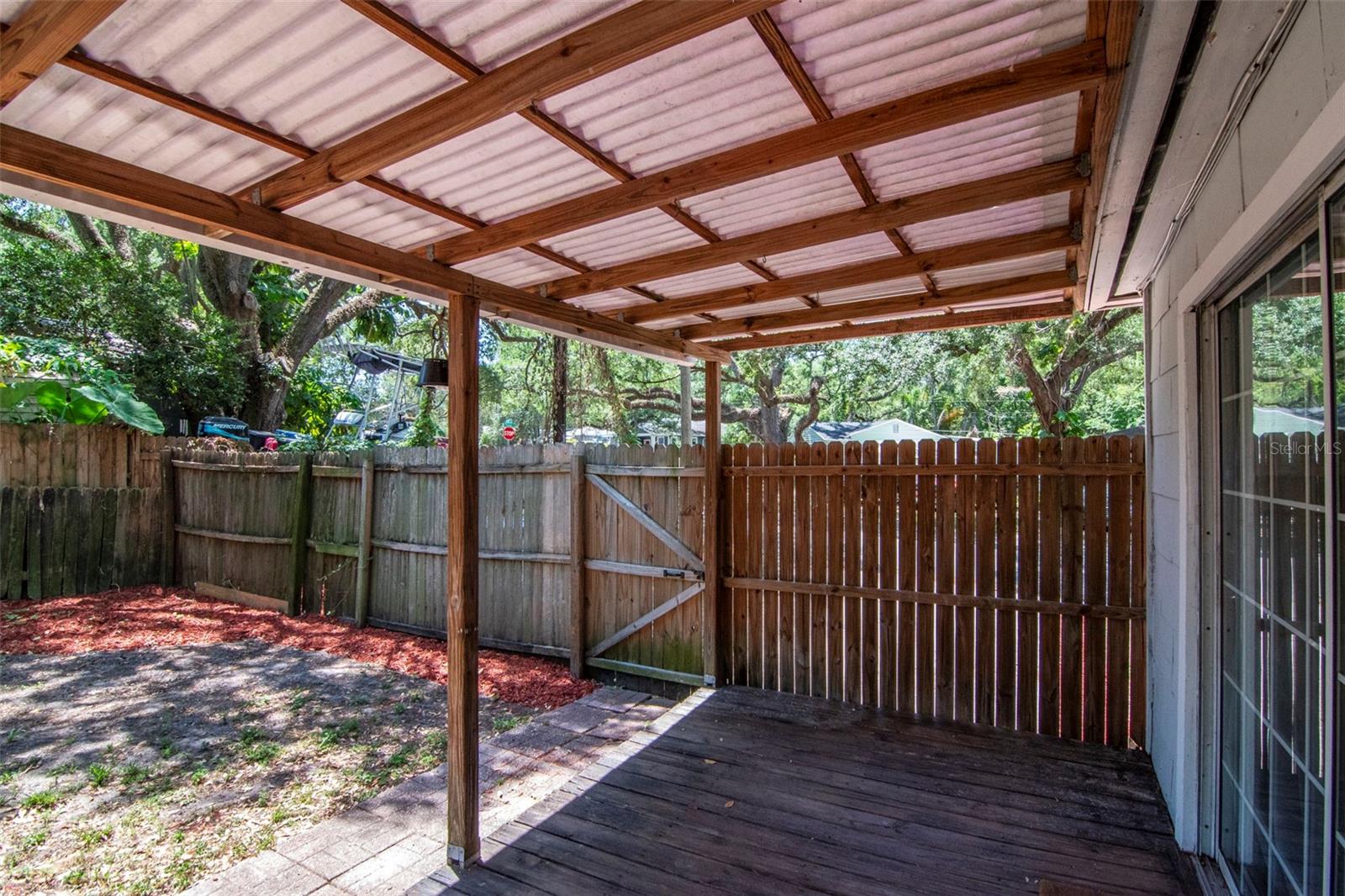 SEMINOLE CREST - Residential