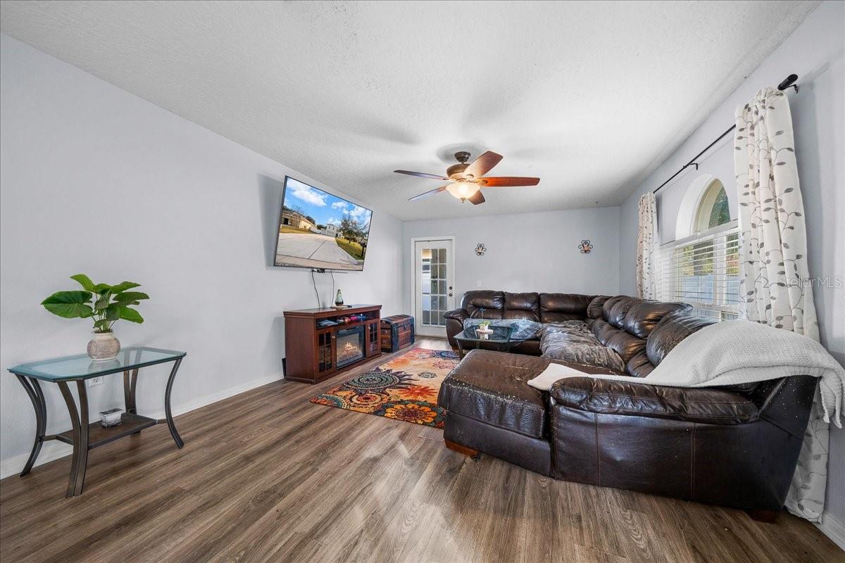 EUSTIS HILLCREST AT LAKE NETTIE - Residential