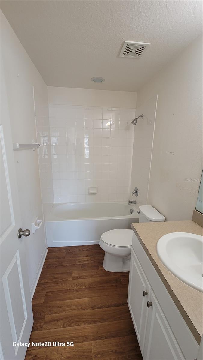 OAK CREEK PARCEL 2 UNIT 2A LOT 2 BLOCK 62 - Residential