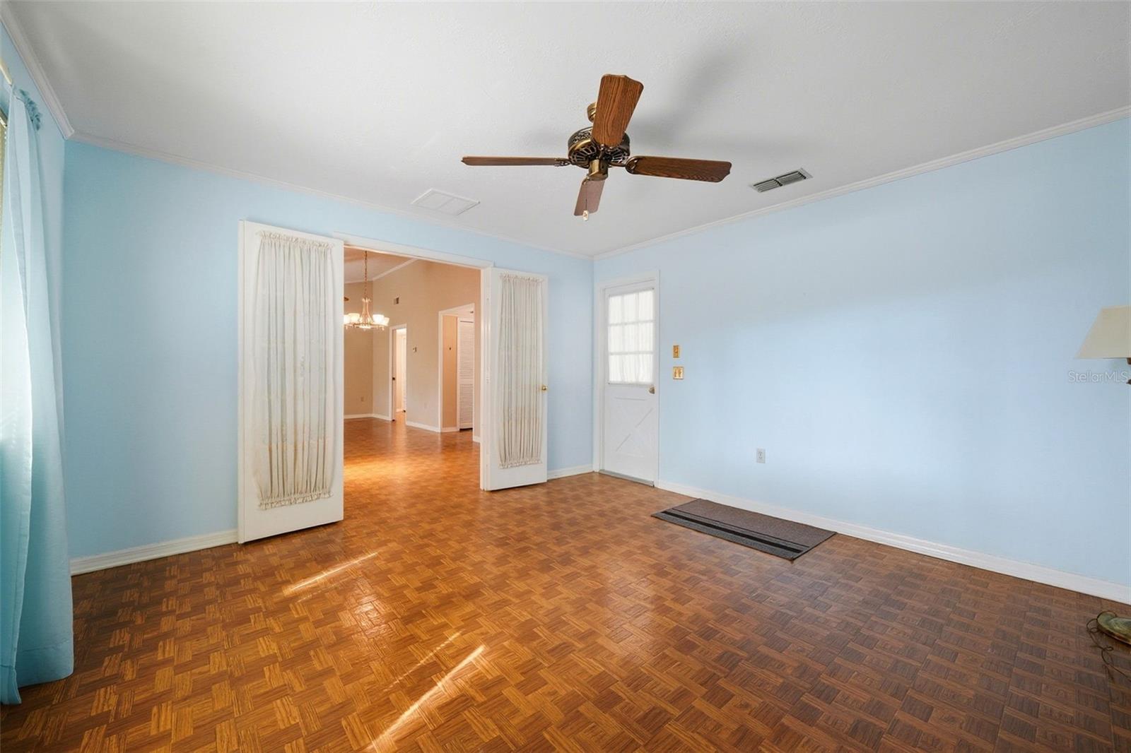 PARKSIDE VILLAGE - Residential