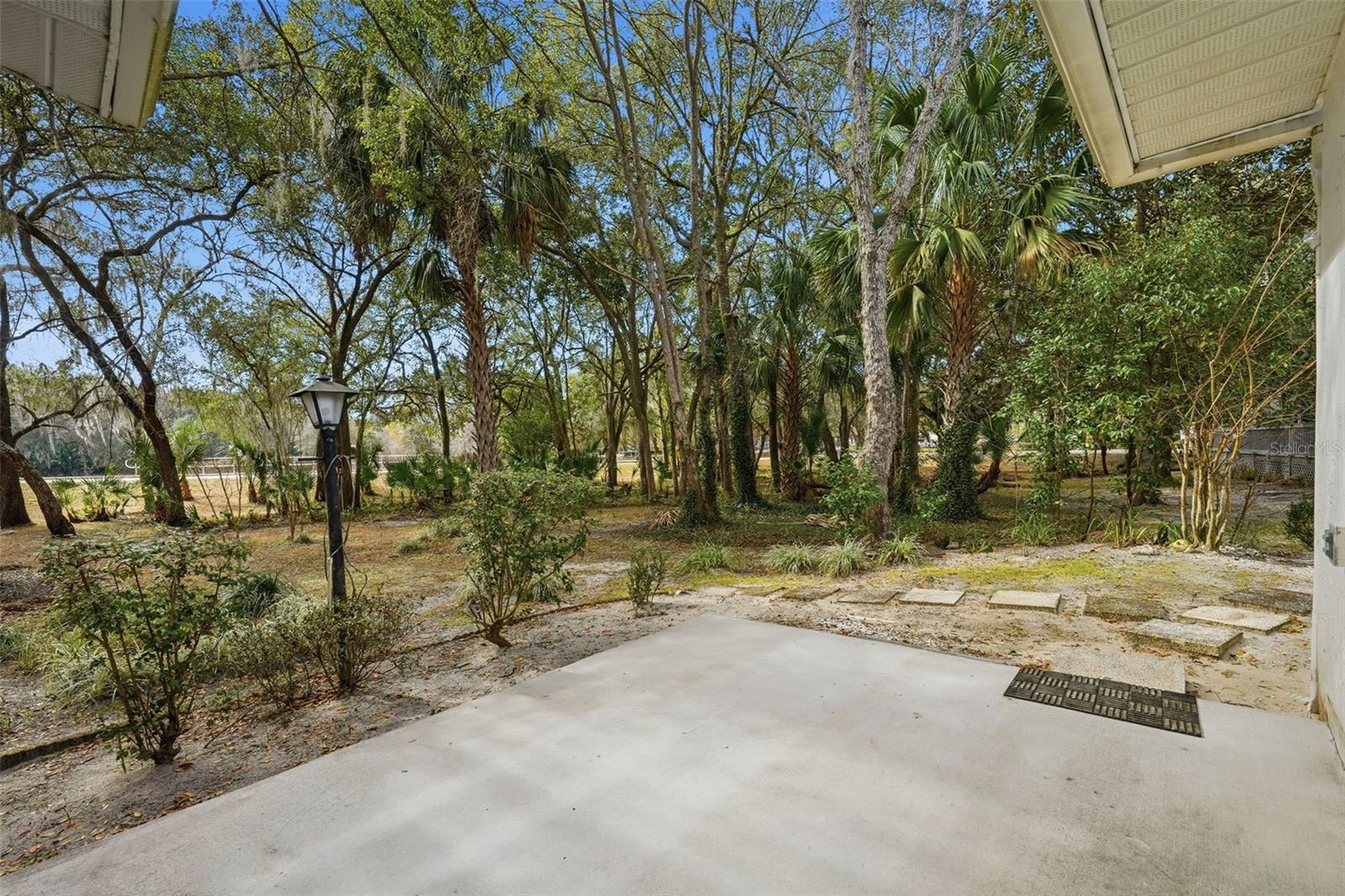 PARKSIDE VILLAGE - Residential