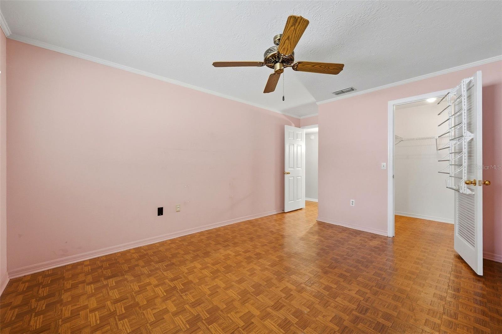 PARKSIDE VILLAGE - Residential