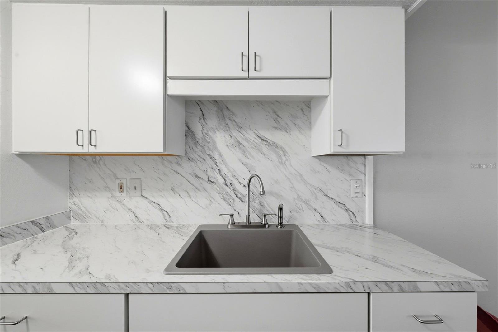 PARKSIDE VILLAGE - Residential