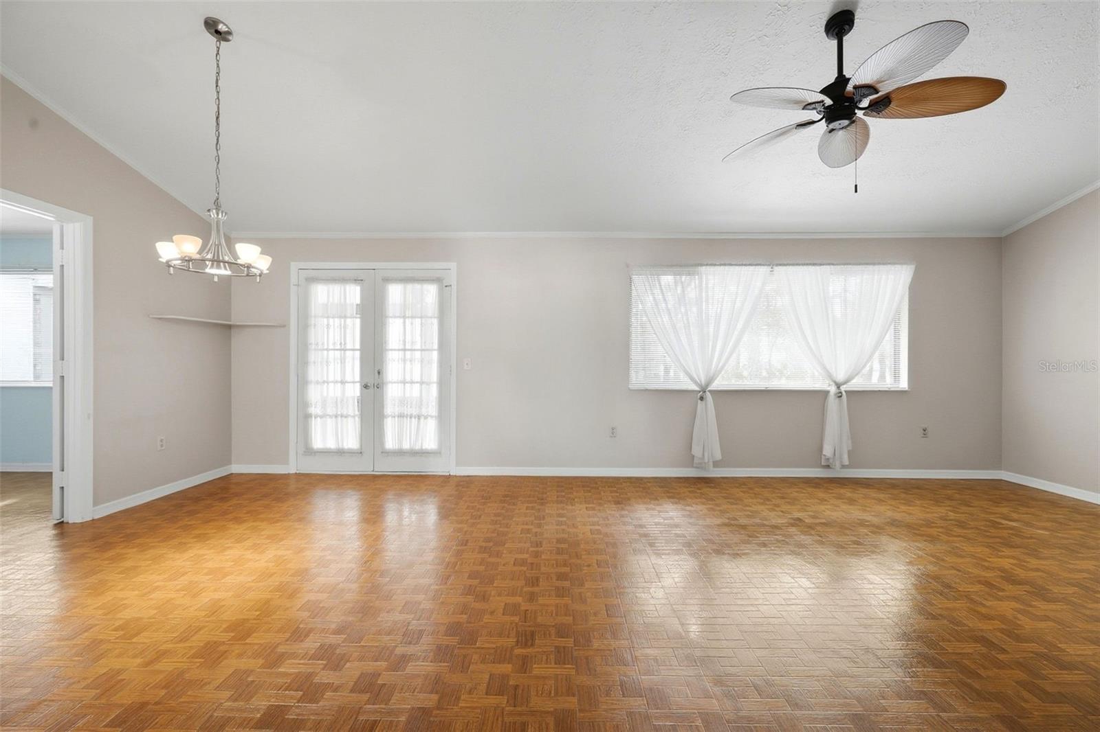 PARKSIDE VILLAGE - Residential